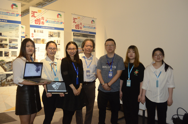 大合照（顾惠忠刘伊丹黄海贾传珍吴诗瑶刘方涵顾莉婷） (1).jpg