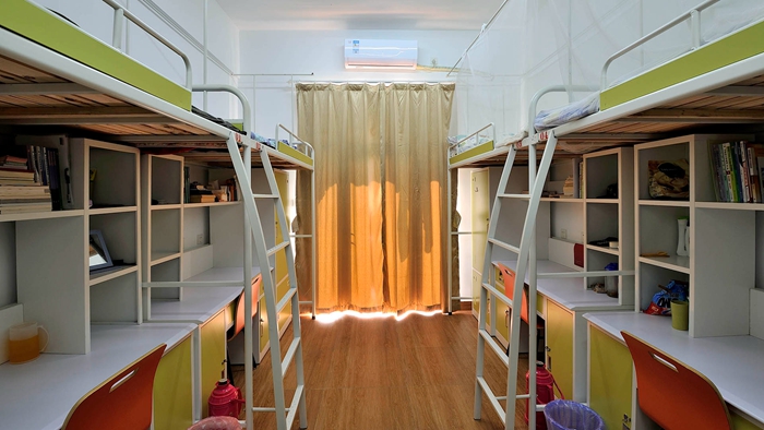 学校简介配图 (1).jpg