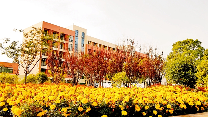 学校简介配图 (23).jpg