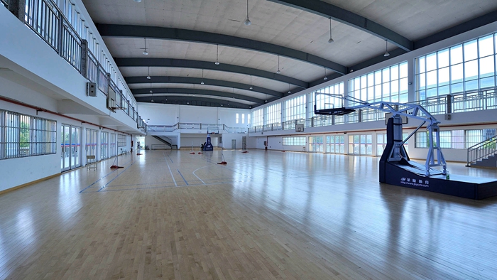 学校简介配图 (4).jpg